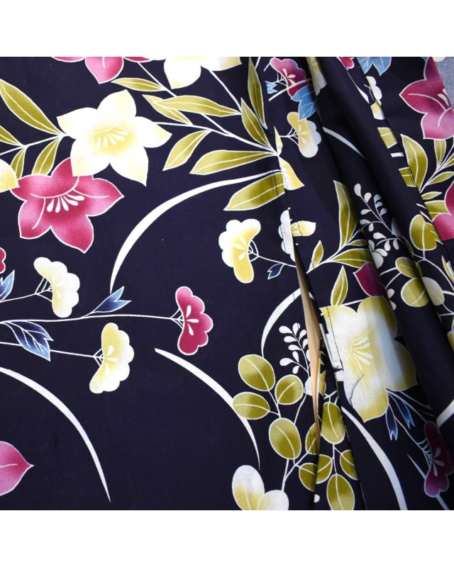 Yukata Abito Giapponese Tradizionale Riflessi di Kyoto